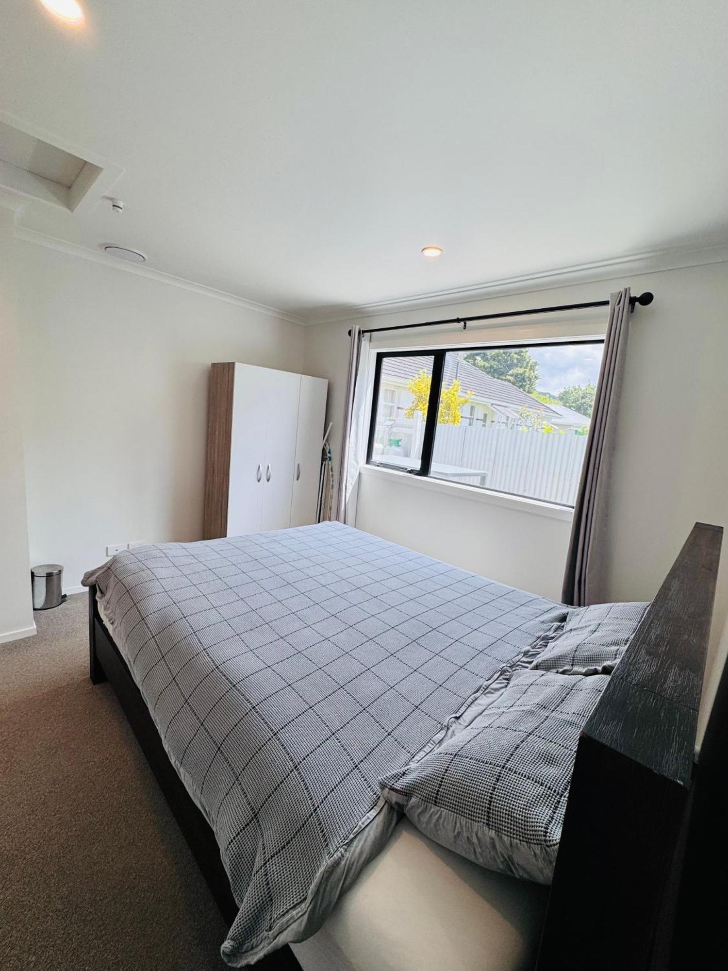 Modern 1 Bedroom Guest House Upper Hutt Exterior foto